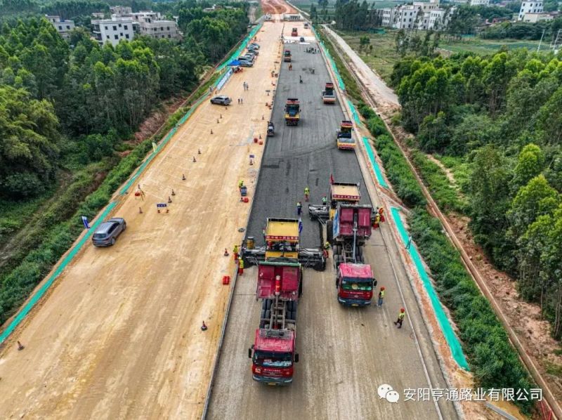 【省重 點項目】3D技術“打印”高速公路，南三島大橋項目進入路面工程施工階段
